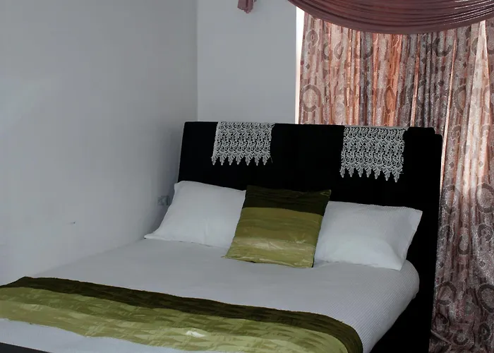 Large King Room